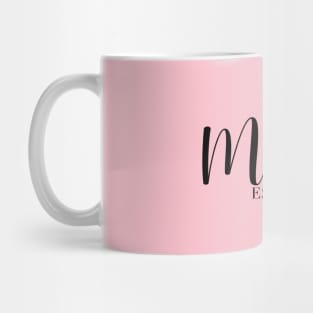 Mama est 2022 Mug